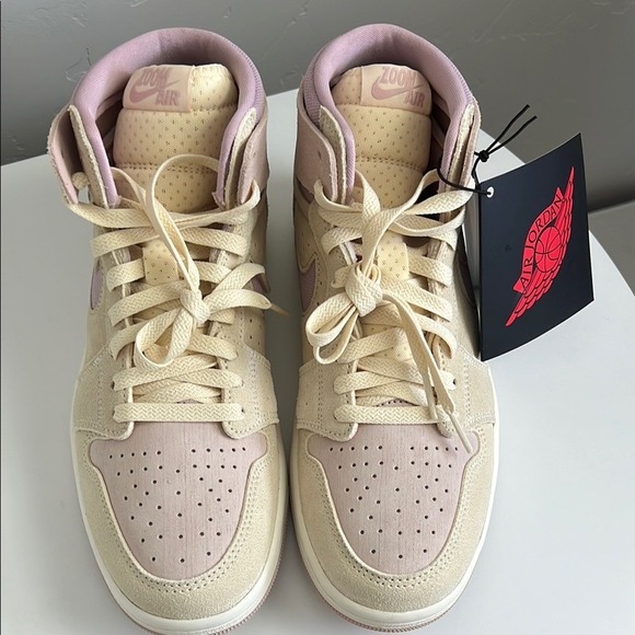 Nike Air Jordan 1 Zoom CMFT High Light Pink BeigeNew With Tags Women Size 8.5